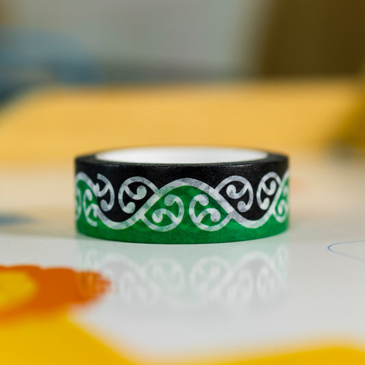 Flowing Māori Pattern: Green Washi Tape