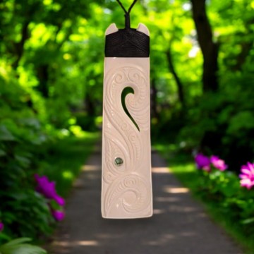 Bone_Toki_with_Carved_Manaia_Pendant_1 - XMT Creations