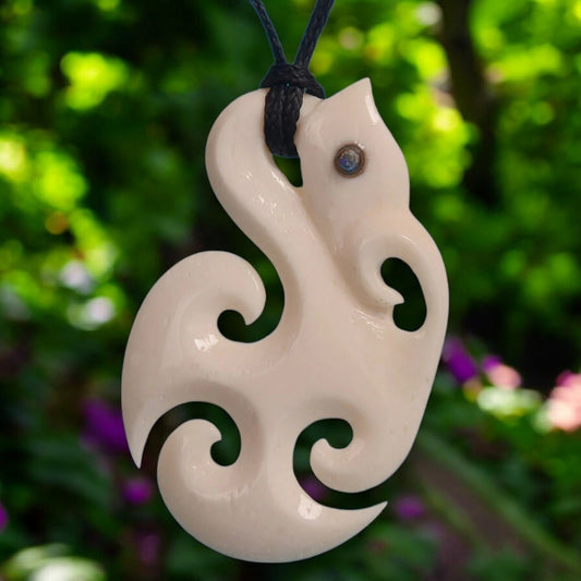 Bone Manaia Pendant with Pāua Eye