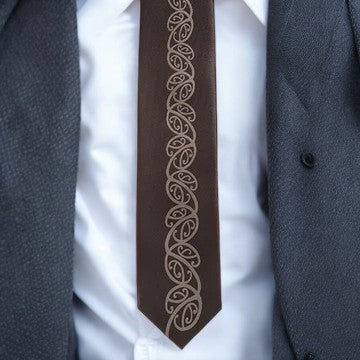 Black Māori with Kowhaiwhai Necktie