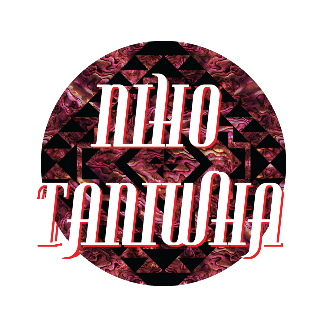 Niho_Taniwha_Iron-On_Red_1 - XMT Creations