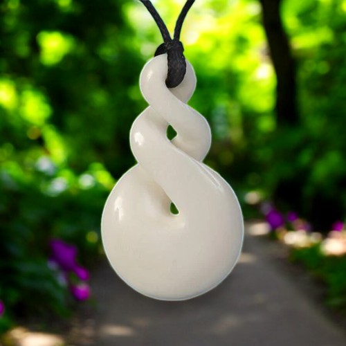 Simple_Bone_Double_Twist_Pendant_1 - XMT Creations